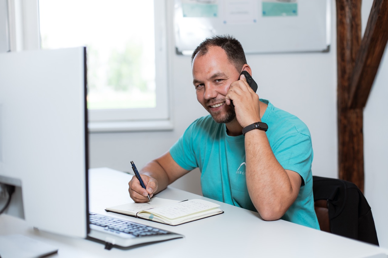 Energiesachse-PV-Energieberatung-Solarenergie-Daniel im Gespräch