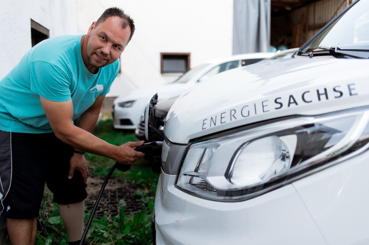 Energiesachse-PV-Energieberatung-Solarenergie-E-Auto