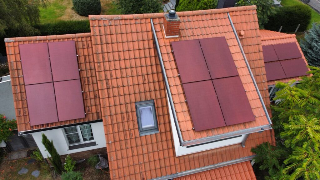 Energiesachse-Solaranlage Leipzig-Photovoltaik Anbieter Leipzig-rote-module1